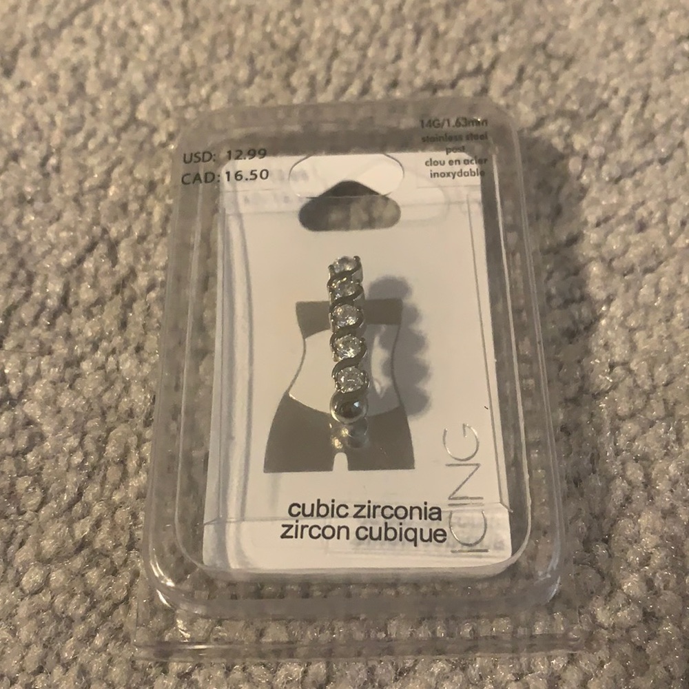 NWT silver navel piercing